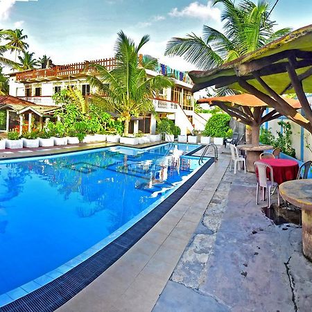 Deutsch Lanka Hotel Telwatta Екстер'єр фото