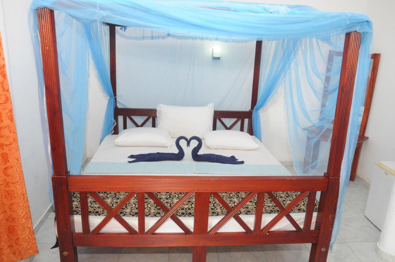 Deutsch Lanka Hotel Telwatta Екстер'єр фото