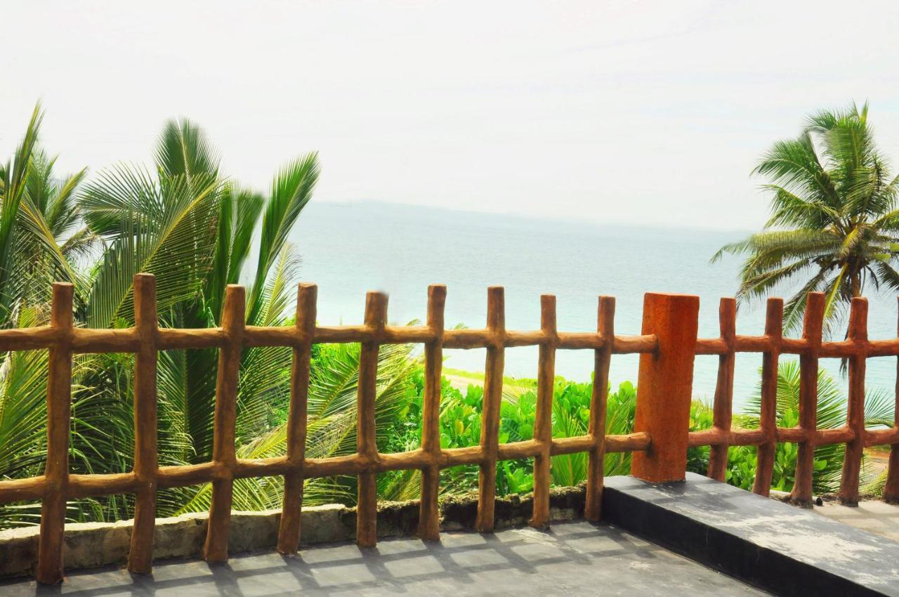 Deutsch Lanka Hotel Telwatta Екстер'єр фото